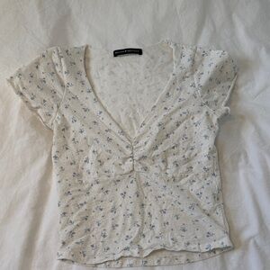 Brandy Melville Cream Floral Short Sleeve Top